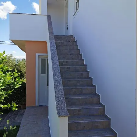 Apartman Mela * Posedarje
